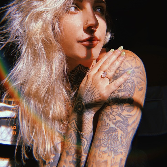 ❁❁❁𝘏𝘦𝘭𝘭𝘰❁❁❁ - Picture 8 of 9